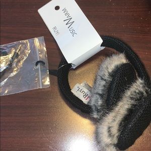 Ear muffs with headphone jack